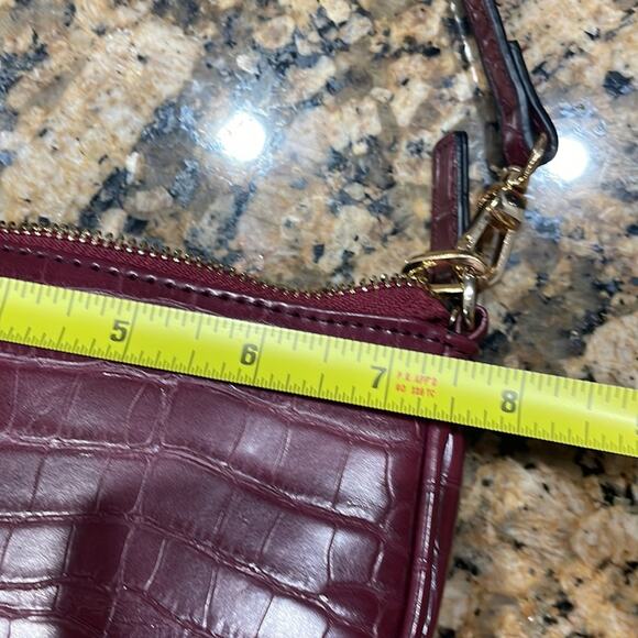 Expressions NYC Croc Print Mini Bag 3 in 1 Crossbody NWOT Purple - Picture 4 of 11